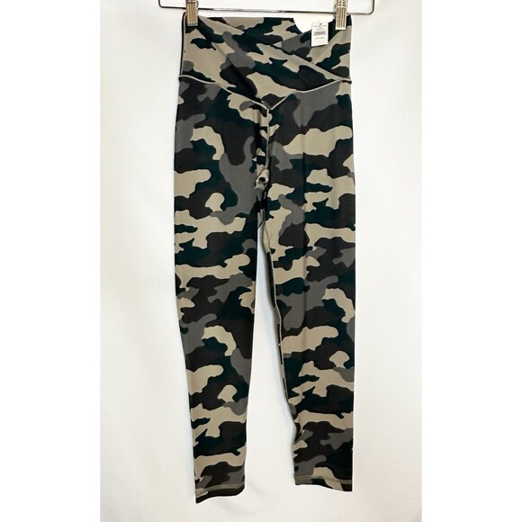 AERIE Crossover Waist Real Me 7/8 Green Camo Leggings SMALL SHORT‎ NWT - Picture 3 of 11